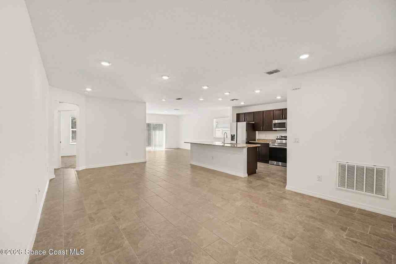 849 Brookview Ln - Photo 7 of 23