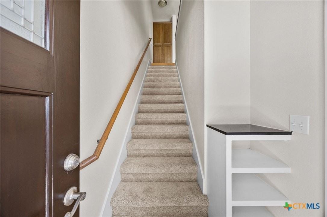 13420 Lyndhurst St #103 - Photo 4 of 28
