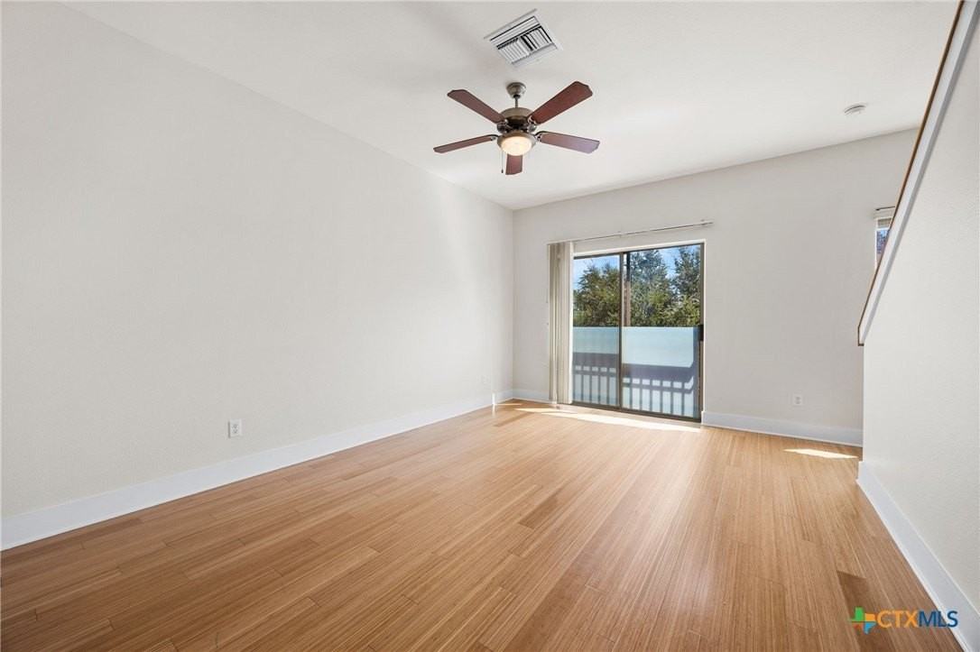 13420 Lyndhurst St #103 - Photo 5 of 28