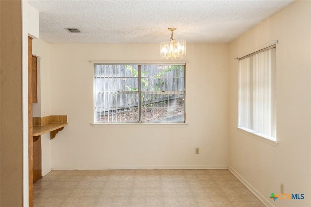 632 Manning Dr - Photo 6 of 25