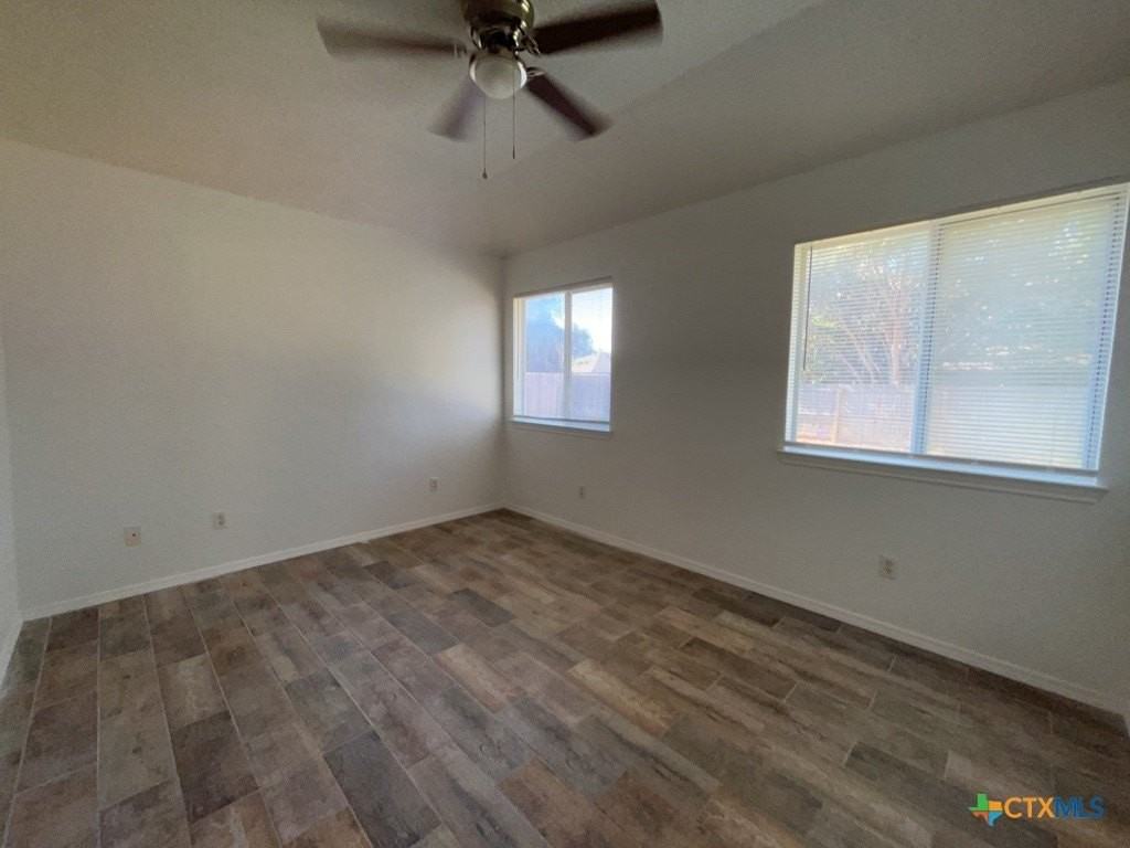 2304 Garrett Dr - Photo 5 of 10