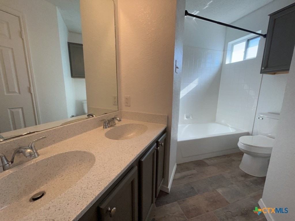 2304 Garrett Dr - Photo 6 of 10