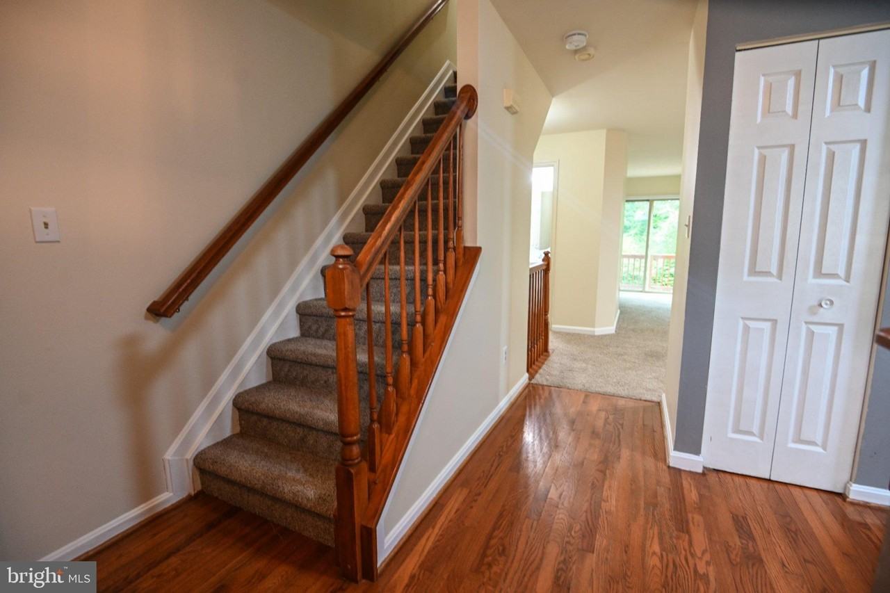 6503 Polynesian Ln - Photo 2 of 37