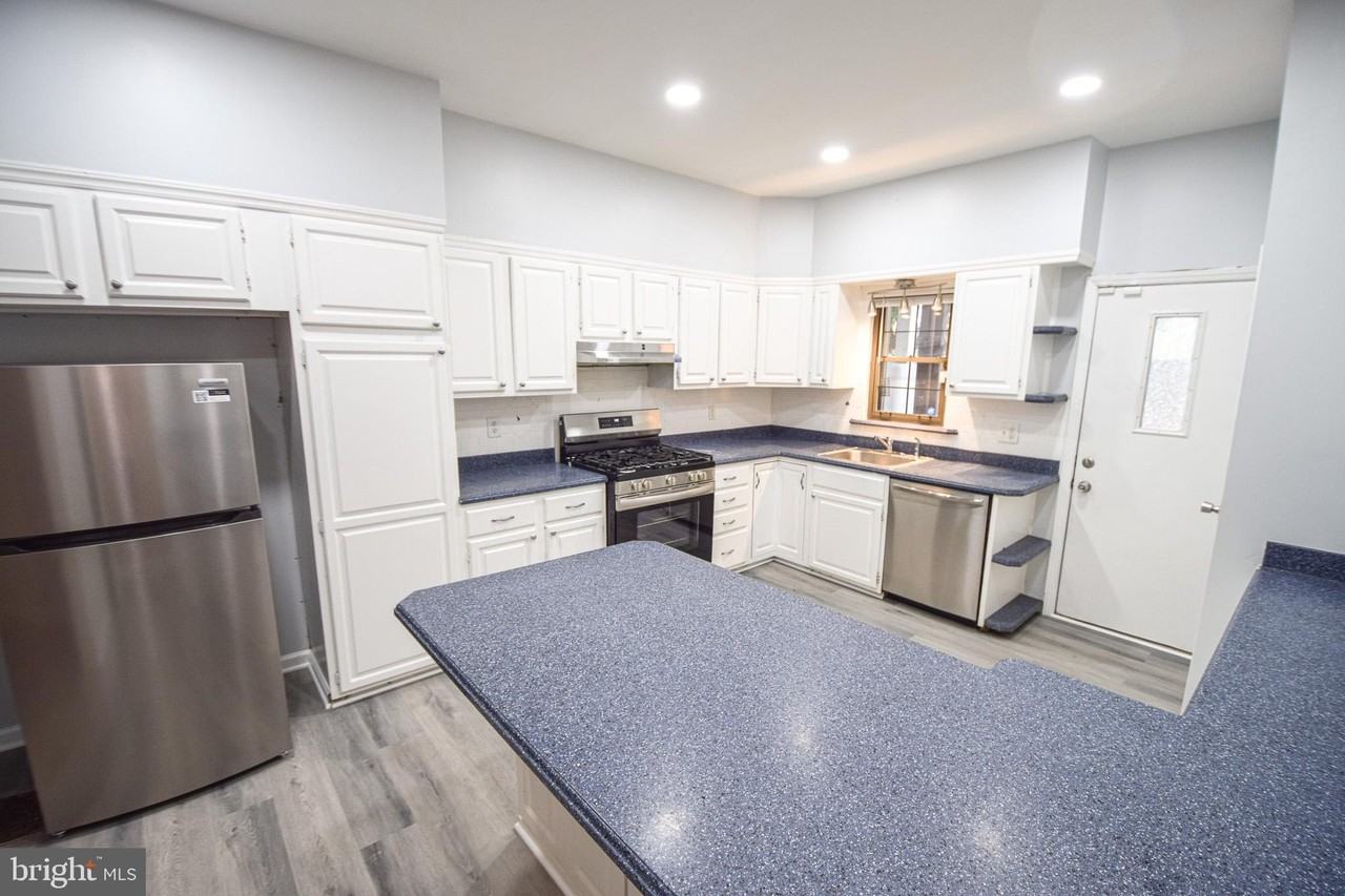 3606 Hudson St - Photo 6 of 19