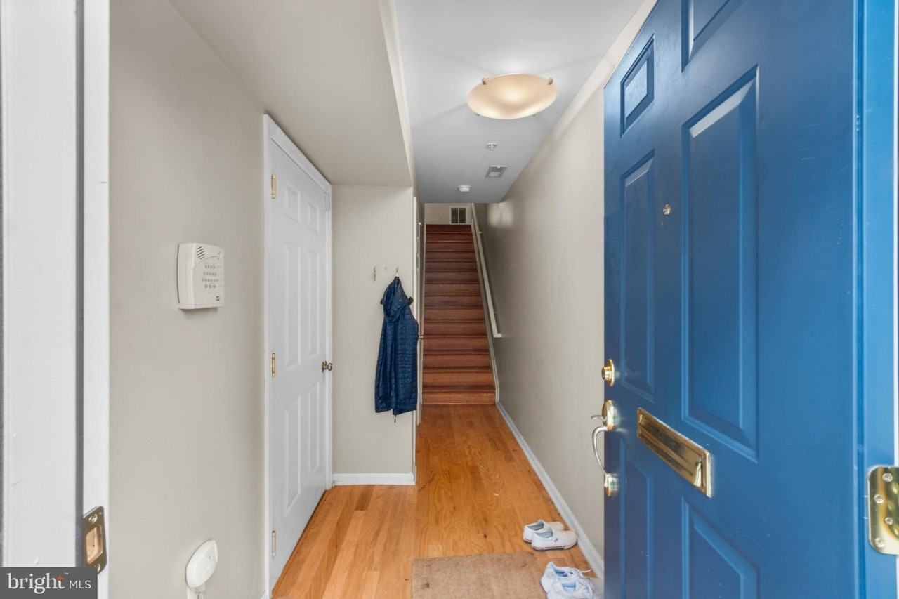 530 Canton Ct - Photo 2 of 40