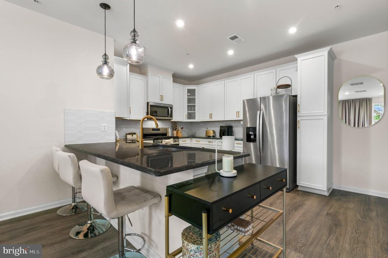 9383 Seney Ln #509 - Photo 4 of 34