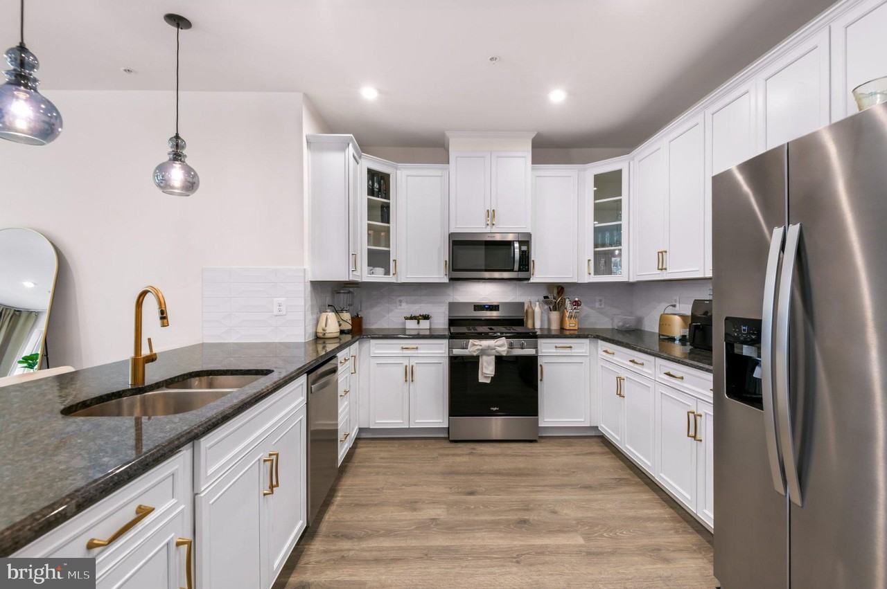 9383 Seney Ln #509 - Photo 6 of 34