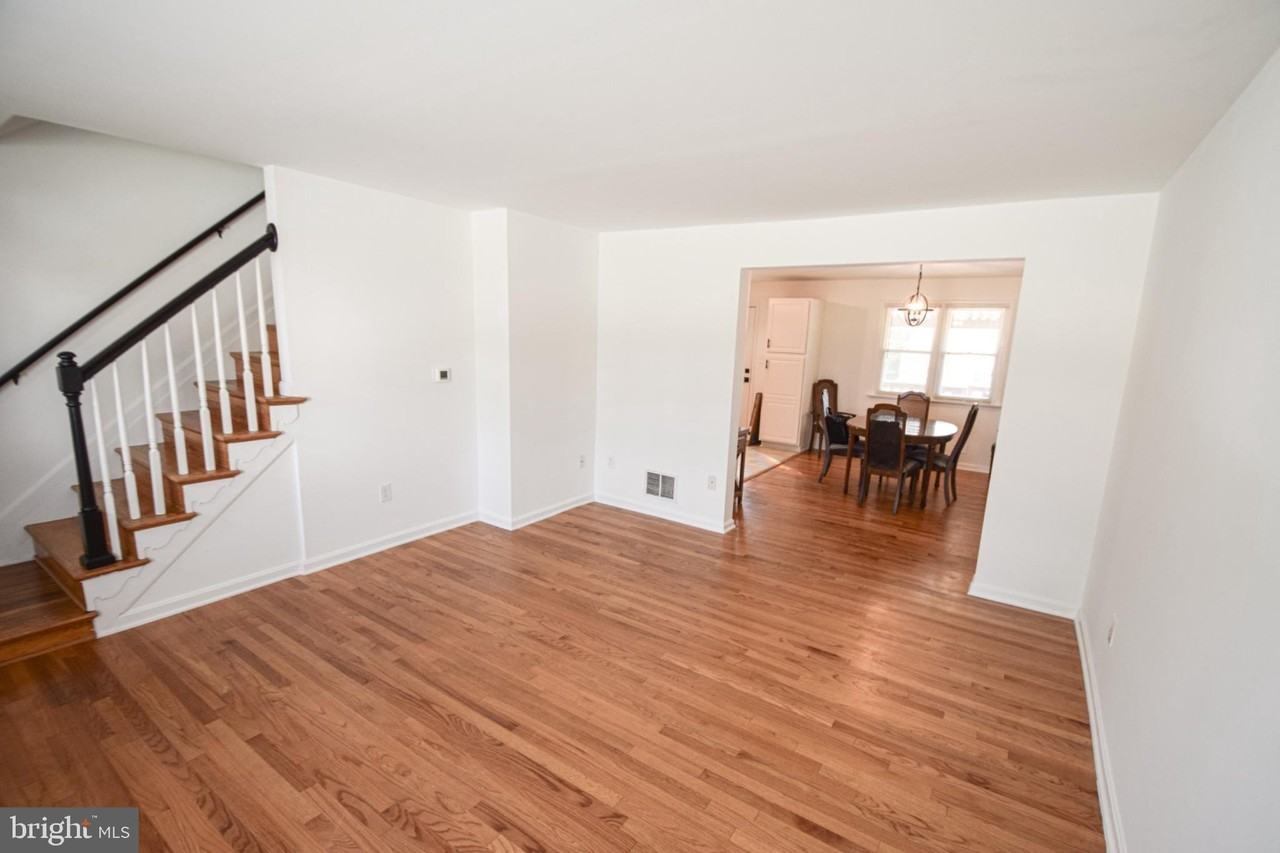 5644 Leiden Rd - Photo 3 of 24