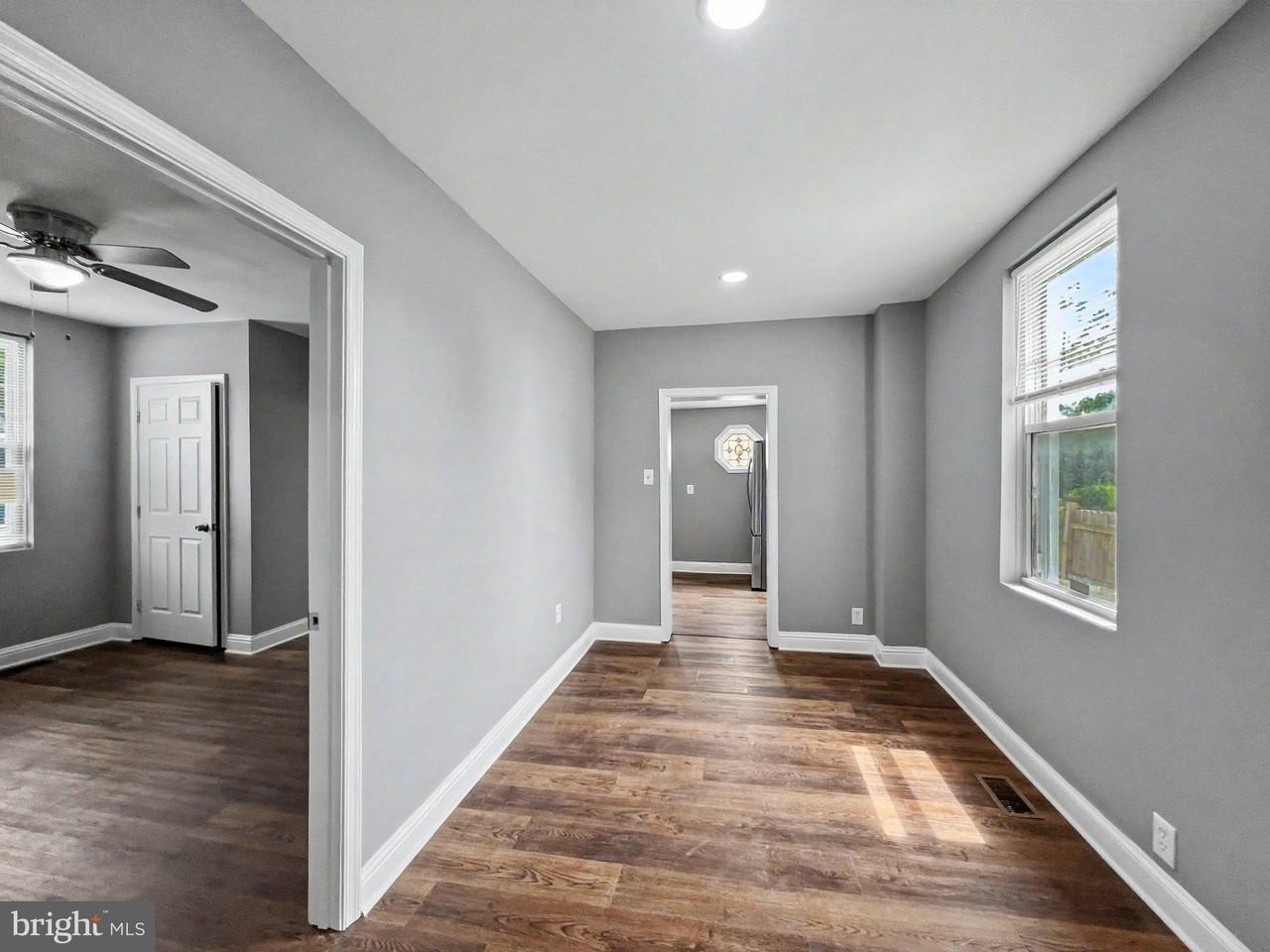 5900 Hamilton Ave - Photo 6 of 30