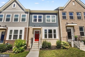 featured image of 2802 Bridgewater Dr