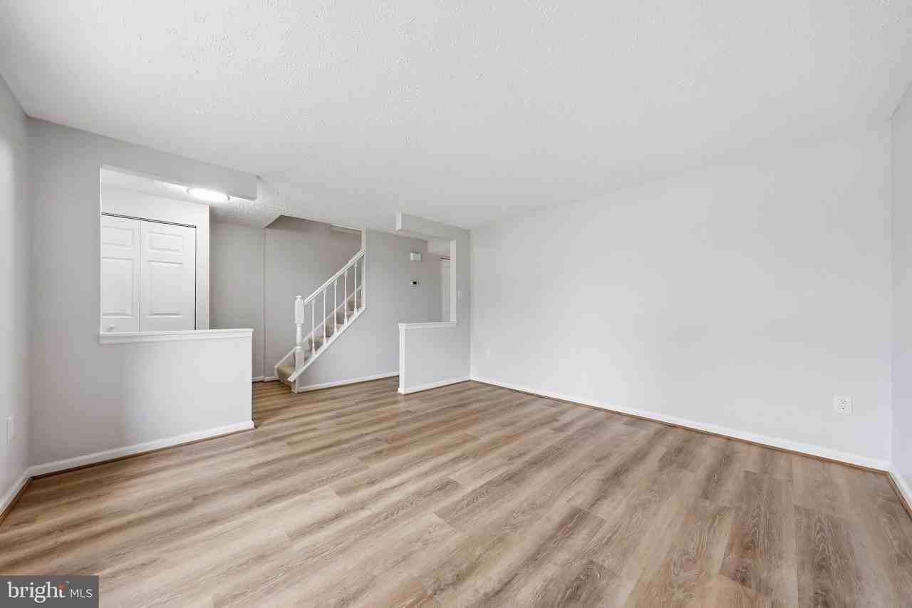 6711 Kernel Ct - Photo 5 of 50