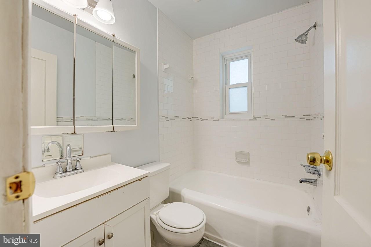8218 Roanoke Ave #1 - Photo 7 of 25