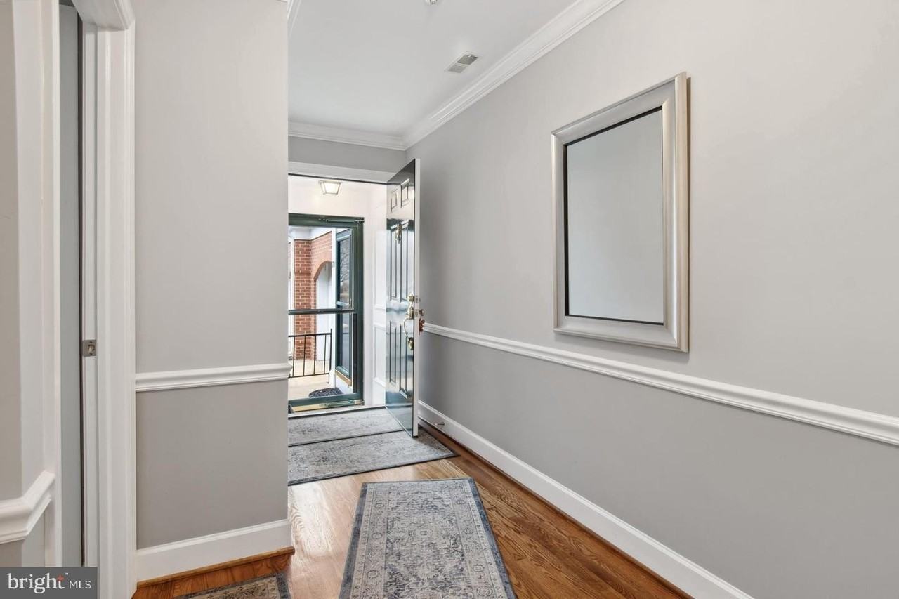 9518 Quail Hollow Dr #702 - Photo 3 of 26