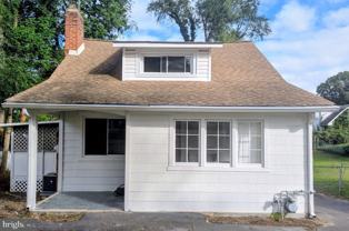 225 Union Ave - Photo 1 of 1