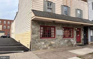featured image of 129 E High St #A