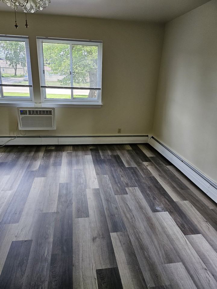 313 E Market St #31 - Photo 3 of 15
