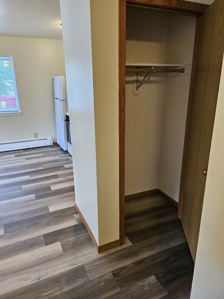 313 E Market St #31 - Photo 5 of 15