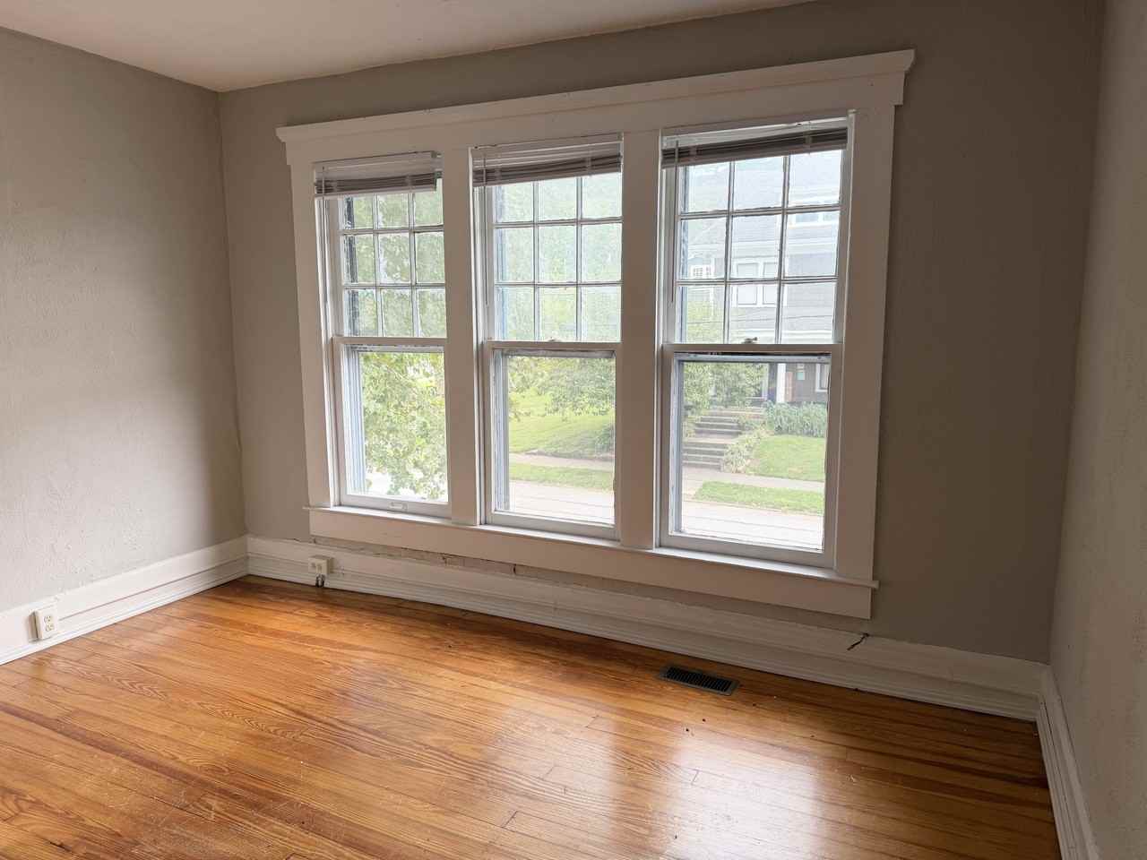 421 Steele St #421STEELE - Photo 5 of 10