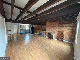 631 Catharine St #3 - Photo 1 of 1
