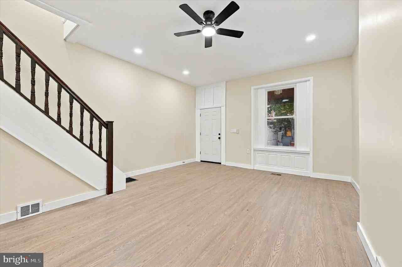 66 W Manheim St - Photo 3 of 20