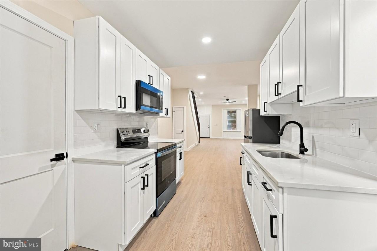 66 W Manheim St - Photo 6 of 20