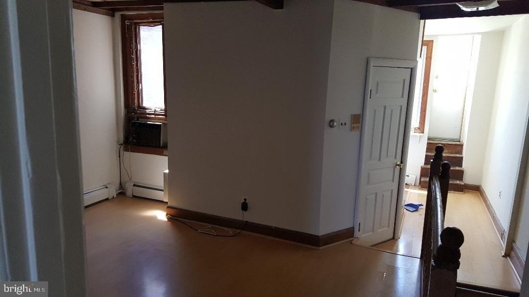 872 N 23rd St #3 - Photo 7 of 10