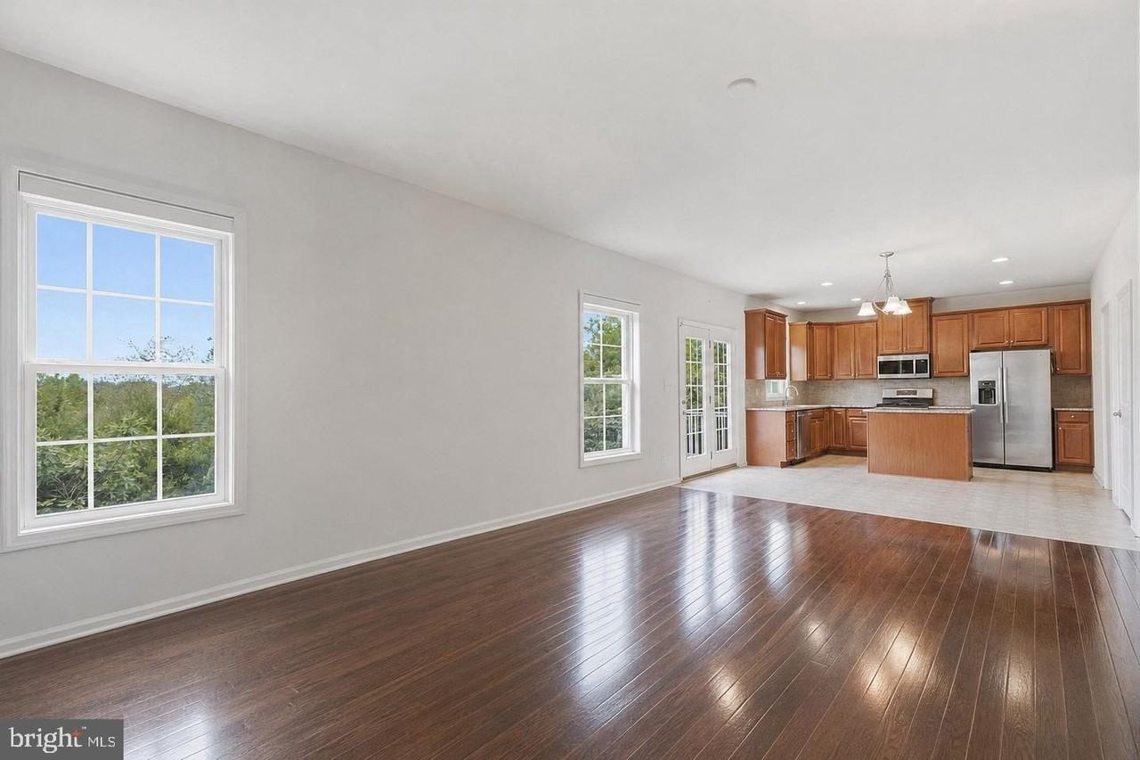1623 Fowler Ridge Ct - Photo 5 of 28