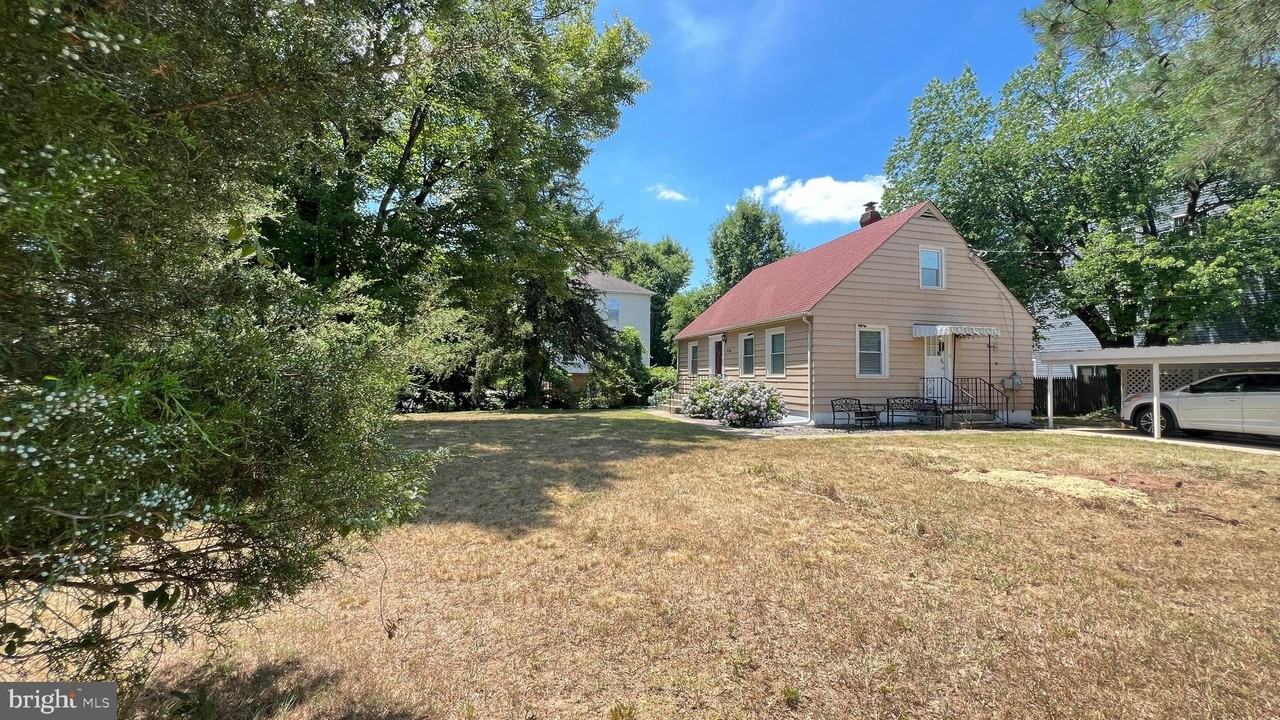4816 Seminole Ave - Photo 2 of 35