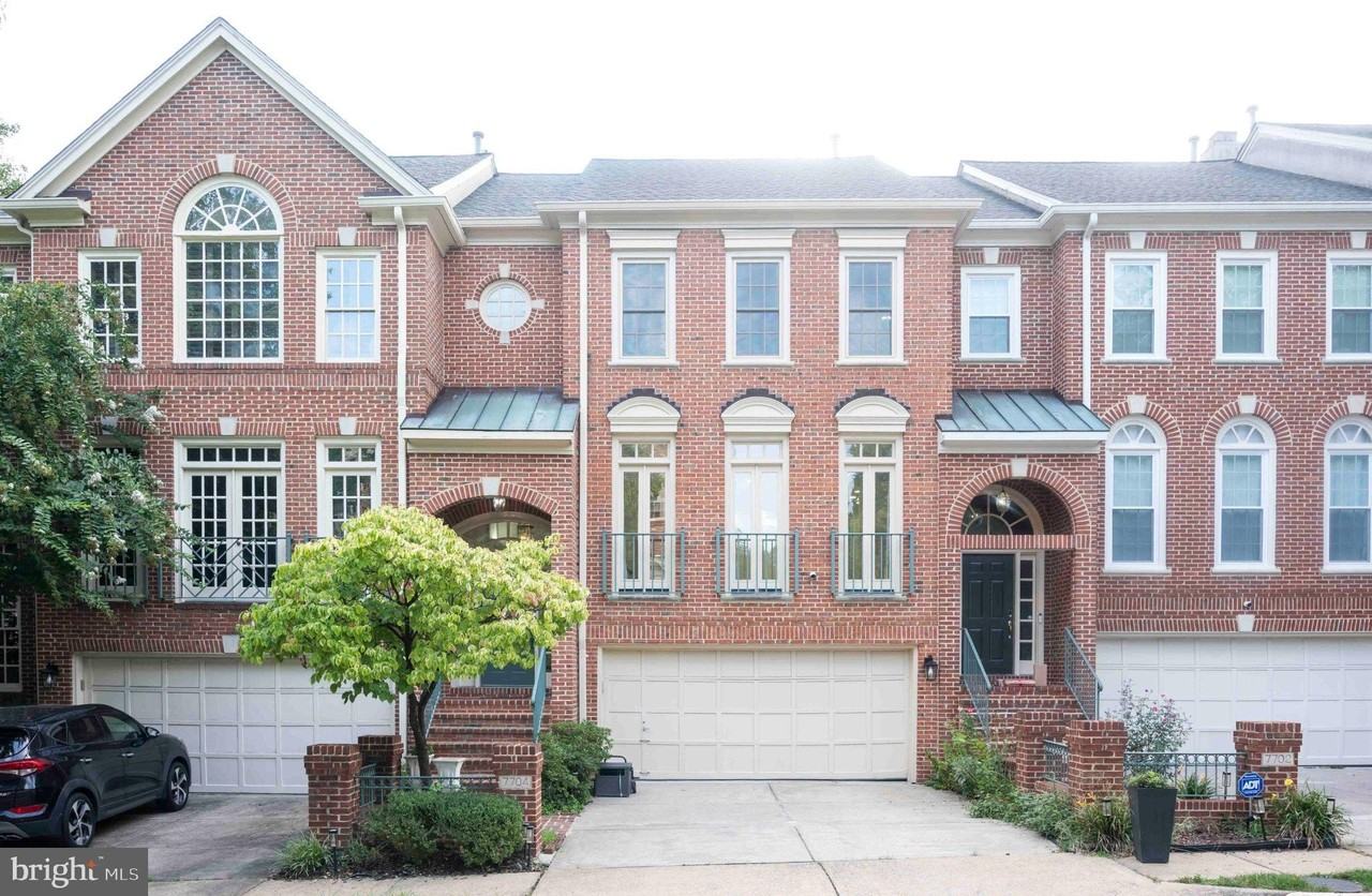 7704 Annandale Mains Ct - Photo 4 of 50
