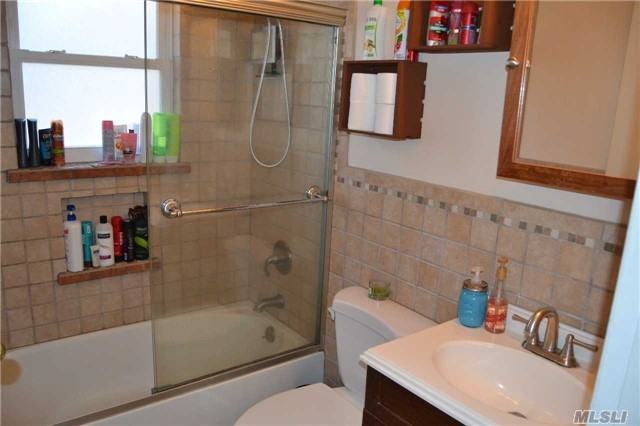 224 Liberty Avenue - Photo 2 of 9