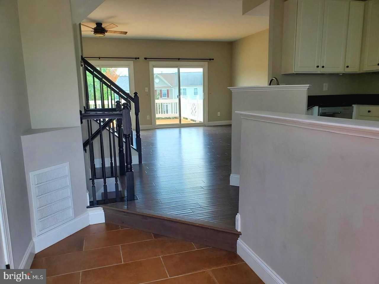 3983 Hartlake St - Photo 2 of 26
