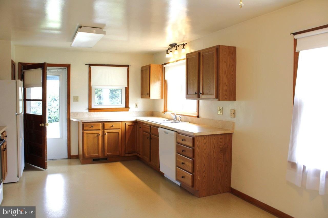 309 S Summit Ave - Photo 3 of 26
