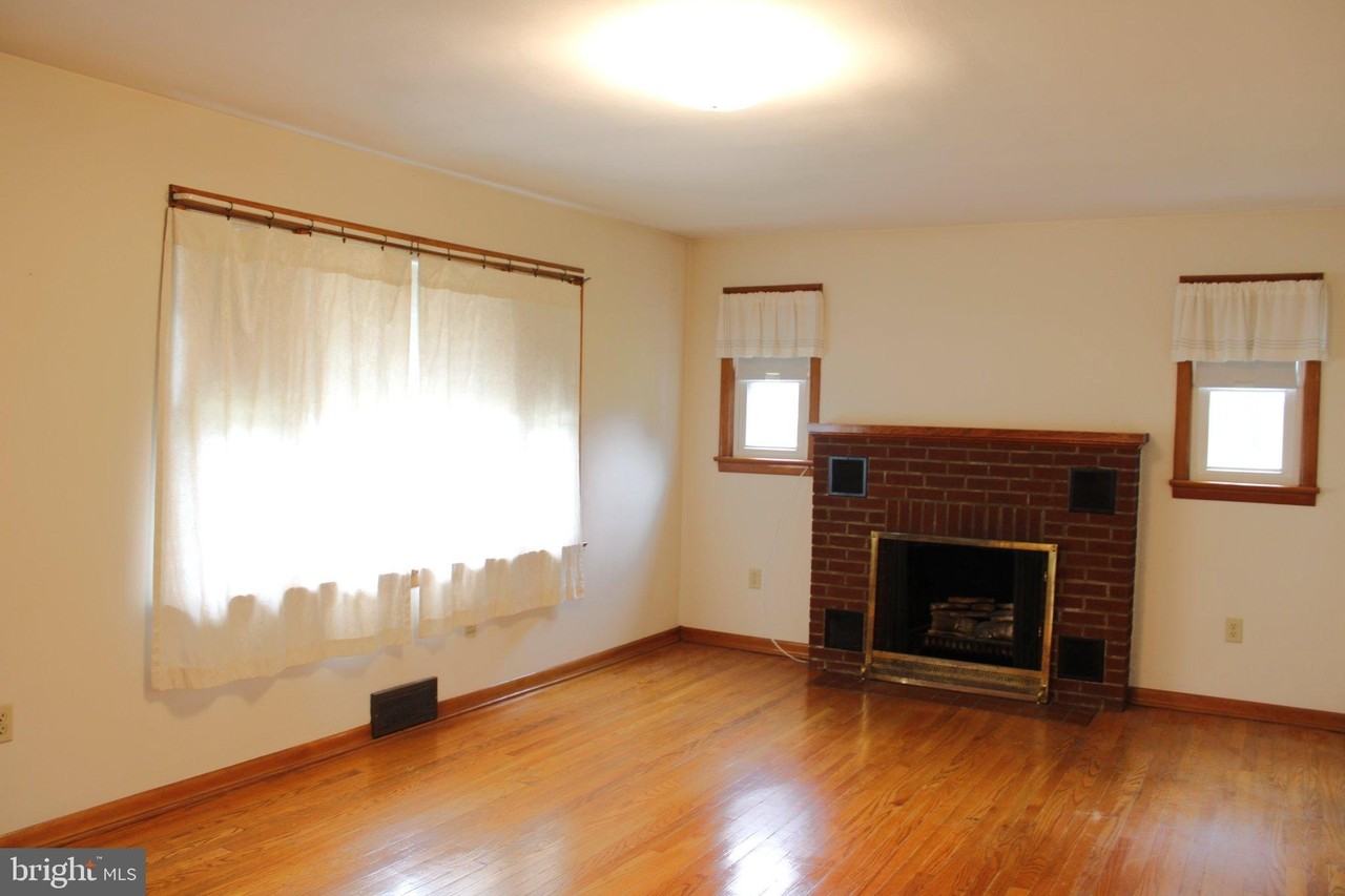 309 S Summit Ave - Photo 7 of 26
