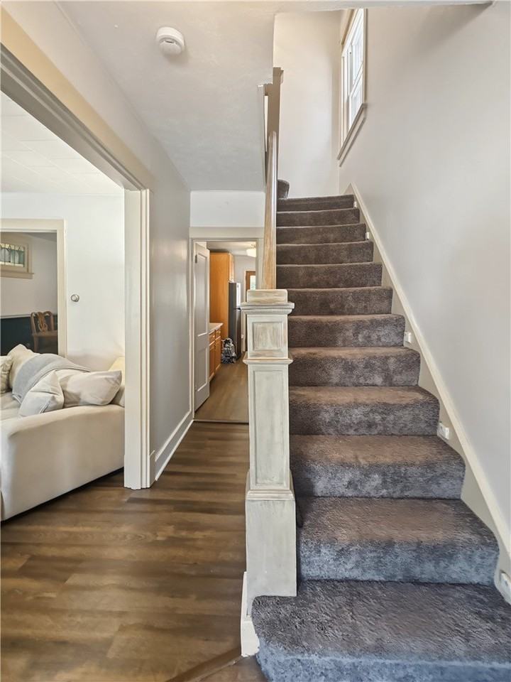 2904 Brentwood Ave - Photo 2 of 15
