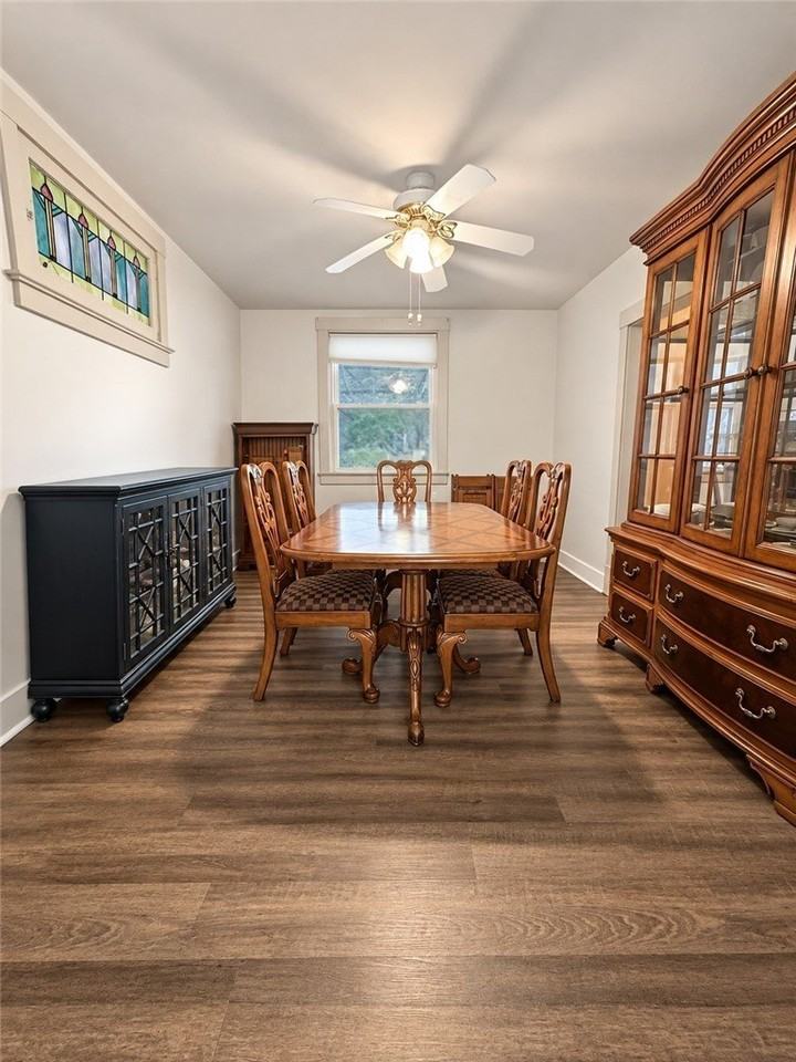 2904 Brentwood Ave - Photo 5 of 15