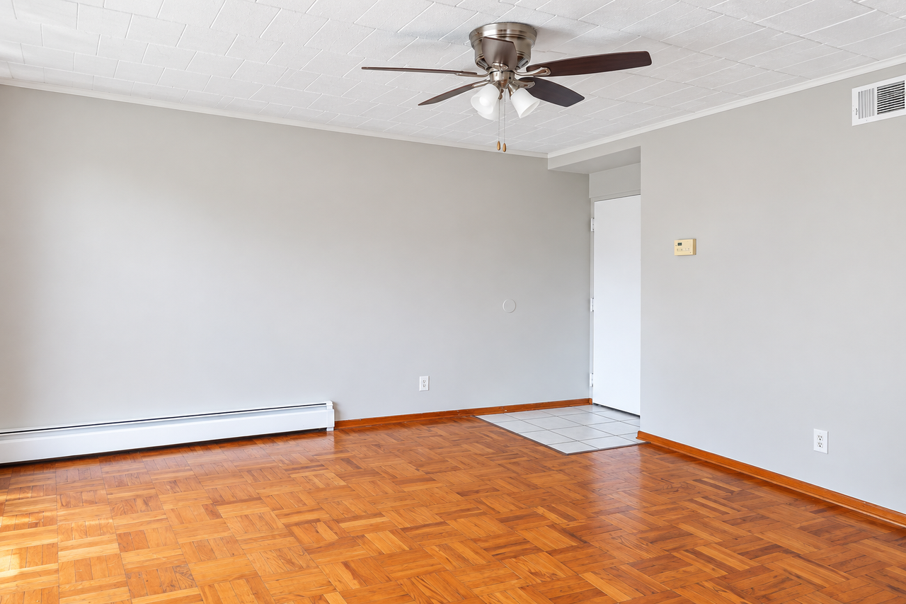 361 MOON CLINTON ROADAPT 5 #361-05 - Photo 4 of 6