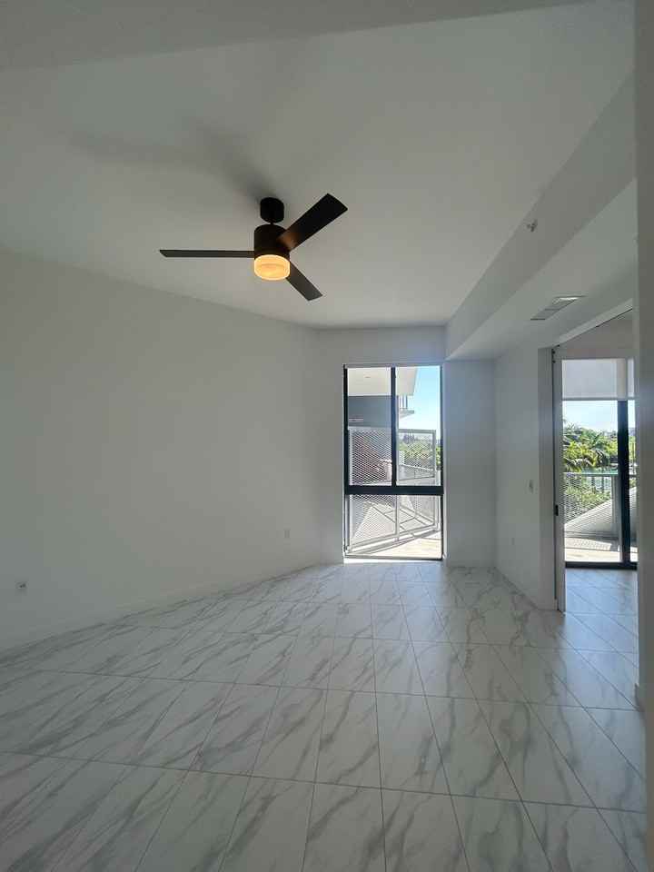 2240 Northeast 171 Street #A1 - Photo 5 of 12