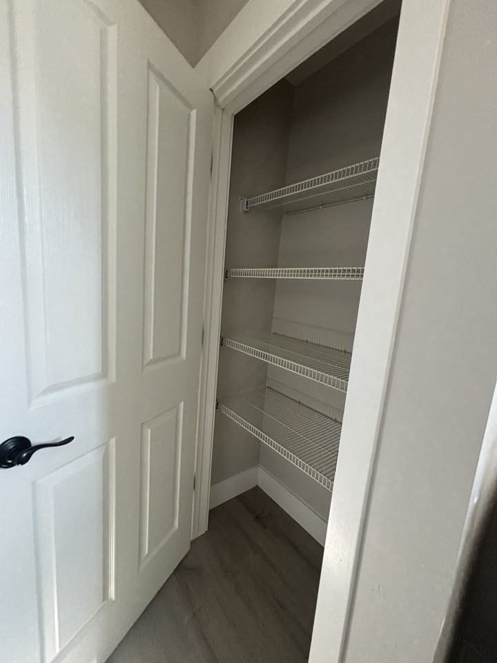 748 W Sussex Ave #748-201 - Photo 6 of 8