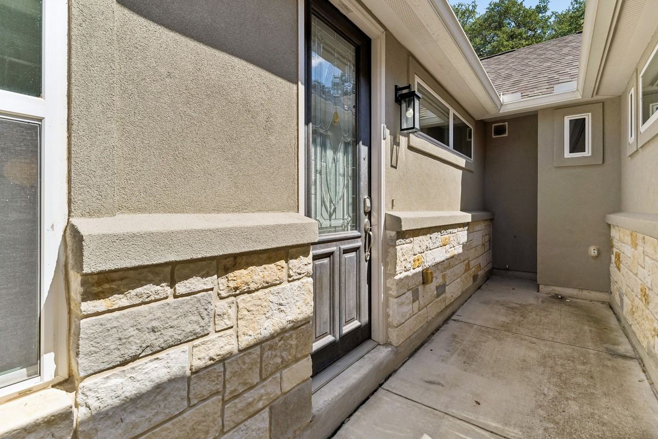 154 Magnolia Cir #1 - Photo 6 of 41