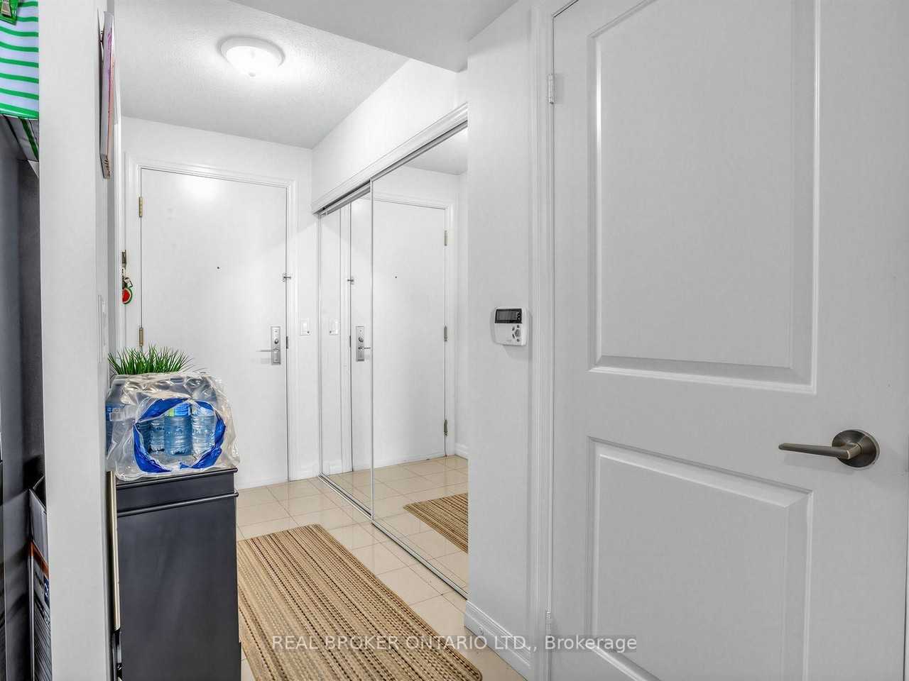 275 Yorkland Road #3007 - Photo 6 of 24