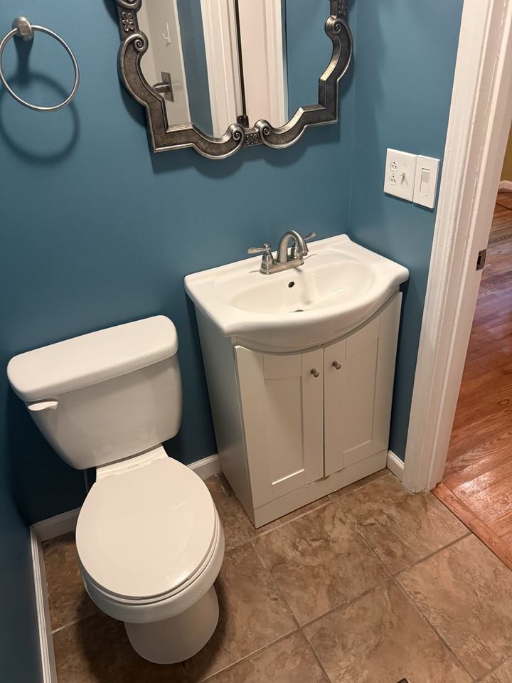 1941 Maple St #1 - Photo 7 of 12
