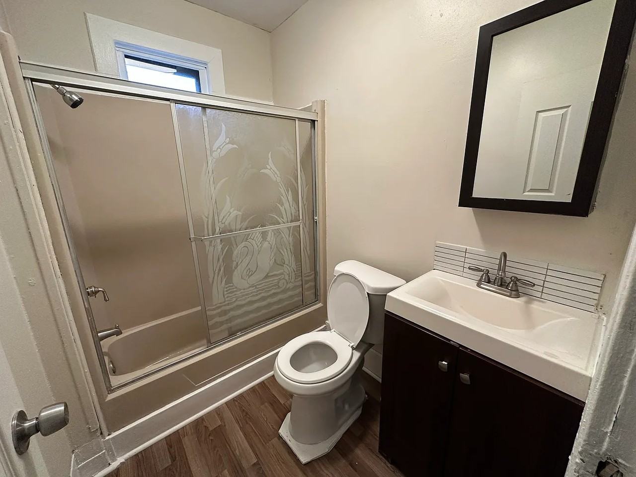 242 6th St #244 - Photo 4 of 13
