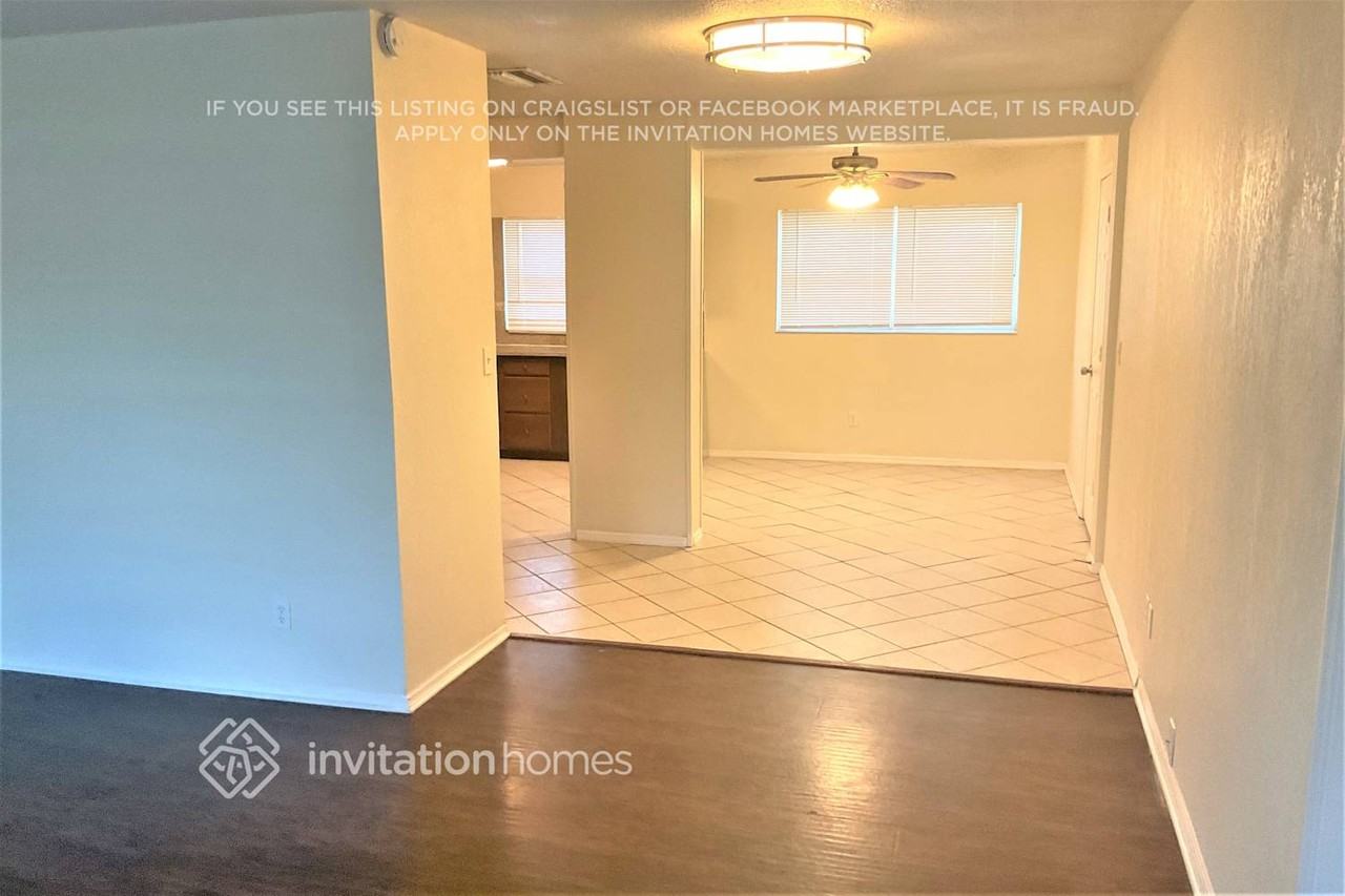8795 54th St N - Photo 3 of 13
