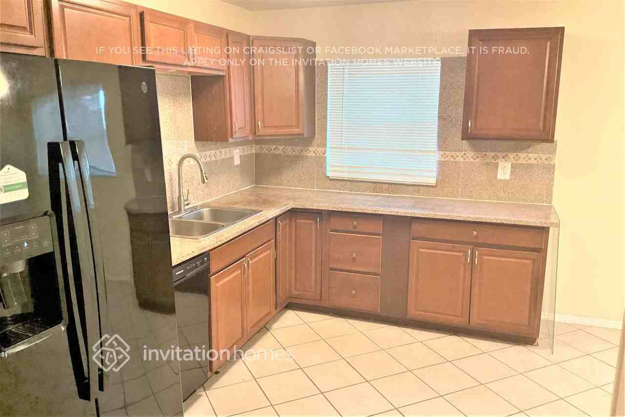 8795 54th St N - Photo 4 of 13