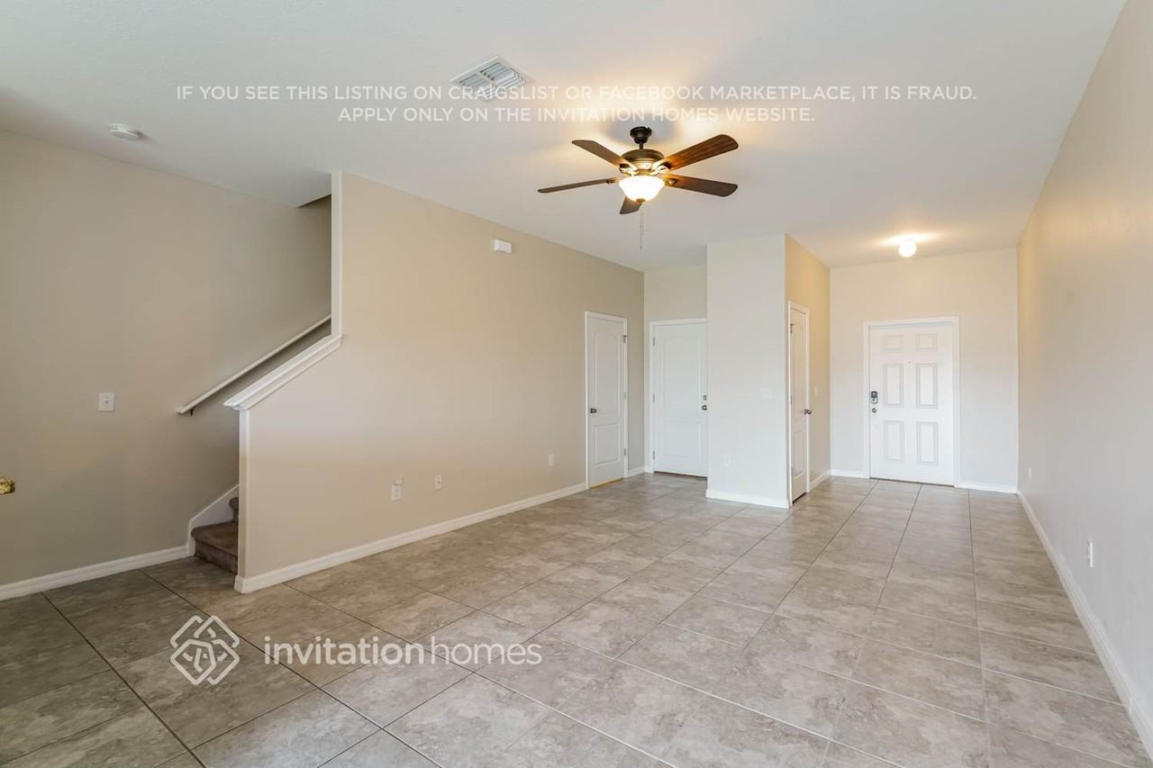 2248 Golden Falcon Dr - Photo 2 of 16