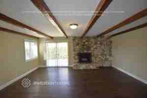 featured image of 1221 E Roosevelt Rd