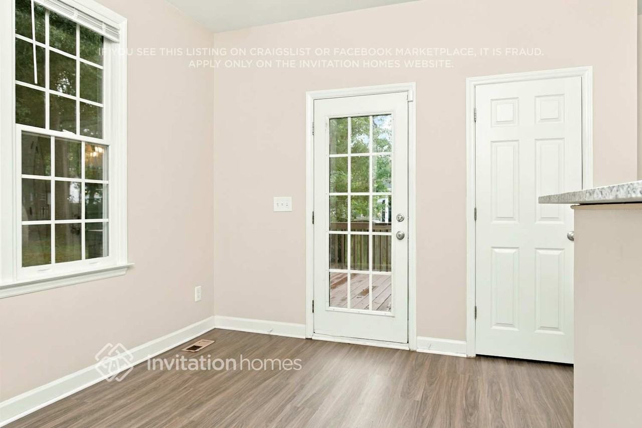 308 Tarragon Trl - Photo 6 of 18