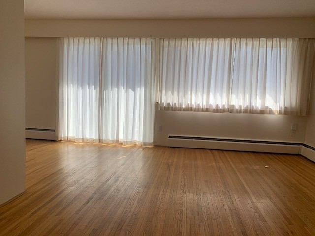 Brooks Manor - Photo 5 of 19