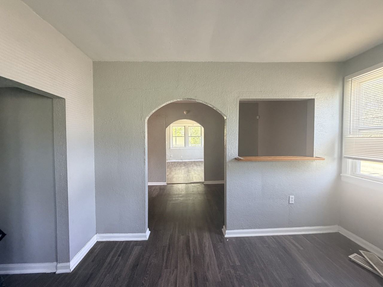 600 Plum St #1 - Photo 4 of 20
