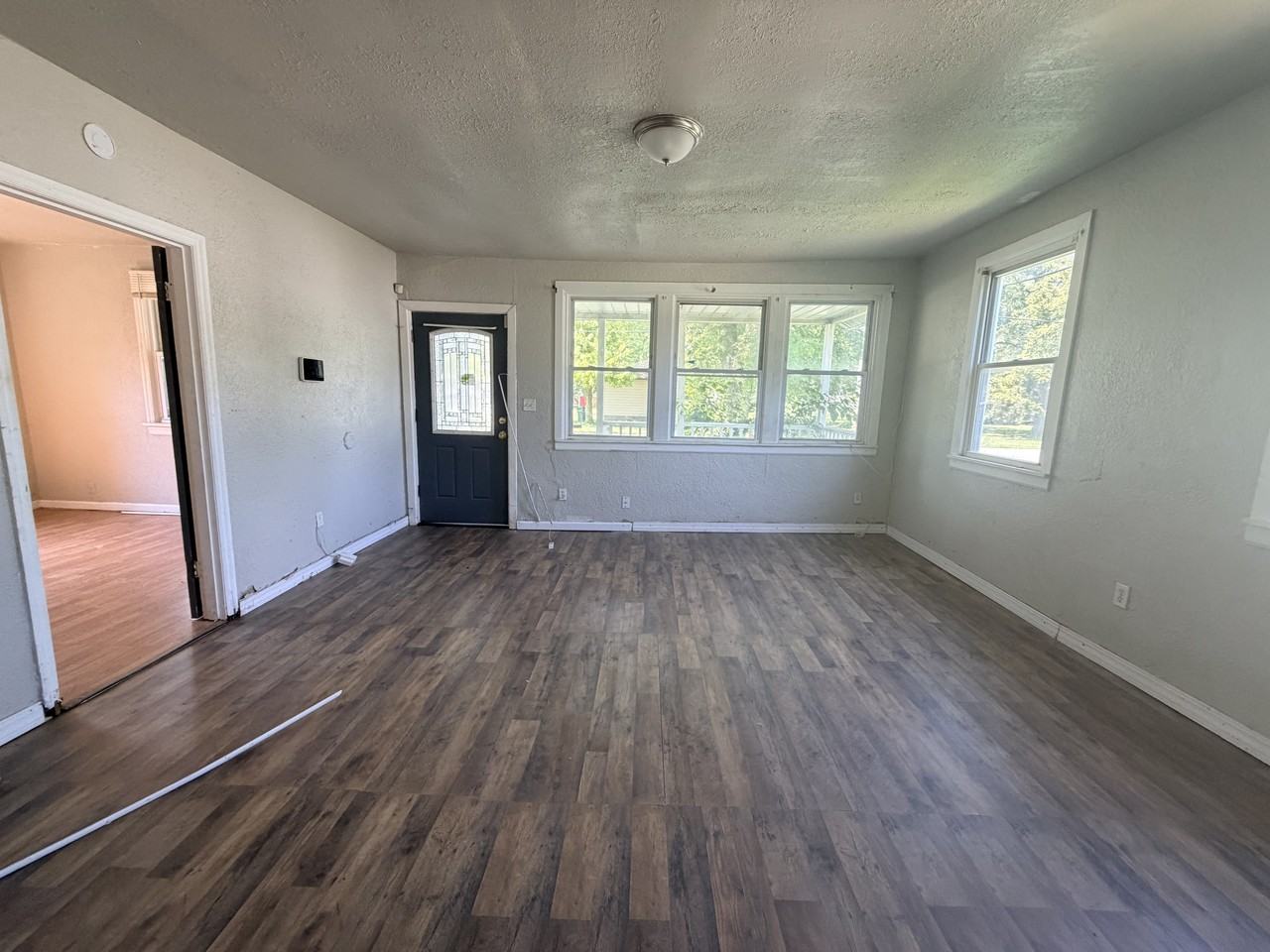 600 Plum St #1 - Photo 6 of 20